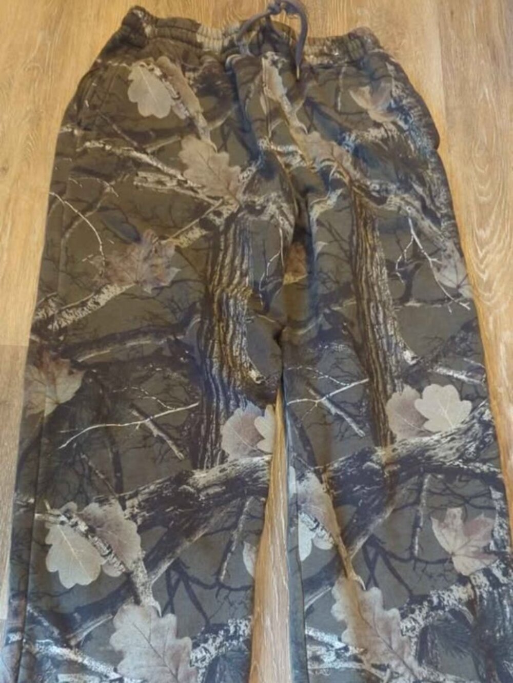 Hollister camo sweatpants XS